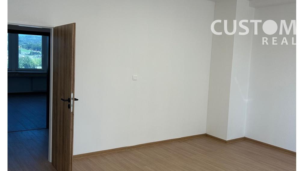 Kancelárske priestory širšie centrum s parkovaním