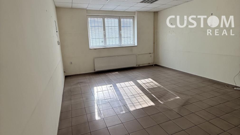 Skladovo-kancelársky objekt s rozlohou 606 m² v areáli Slovena