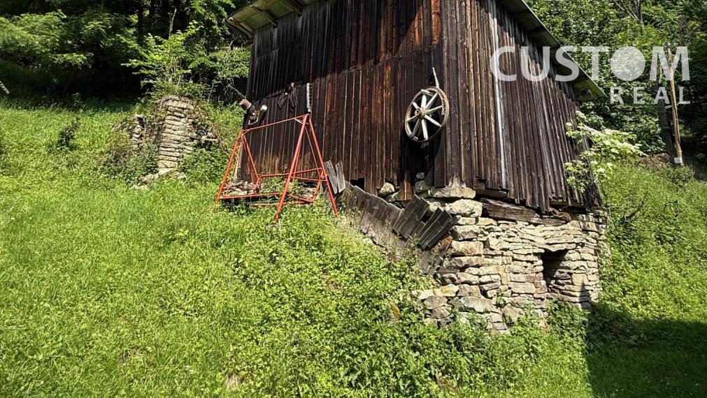 Drevenica uprostred prírody - Horná Mariková