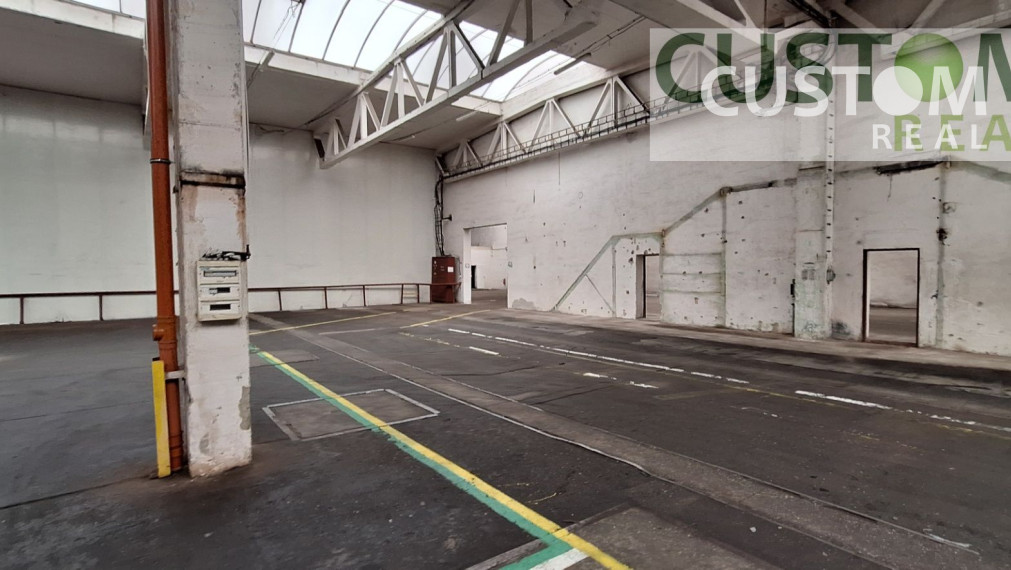 Ponúkame vám nájom výrobnej haly v Žiline o výmere 3506 m2.