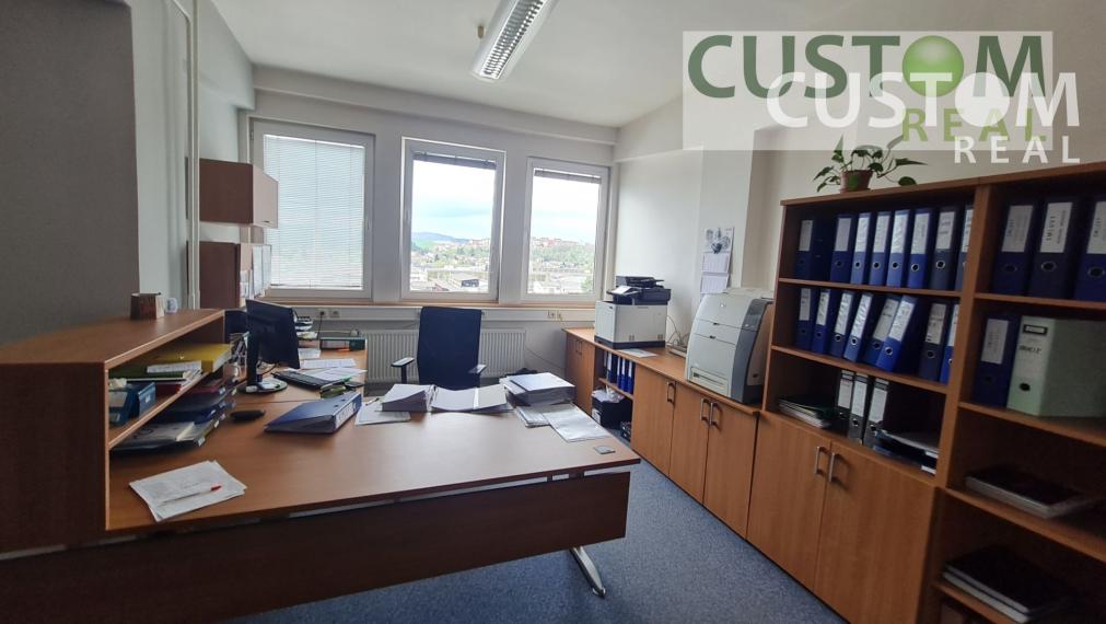 Prenajom -  kancelárie v administratívnej budove v Žiline