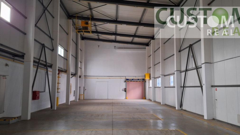 Prenajmeme skladový objekt v Žiline výmere 916 m2.