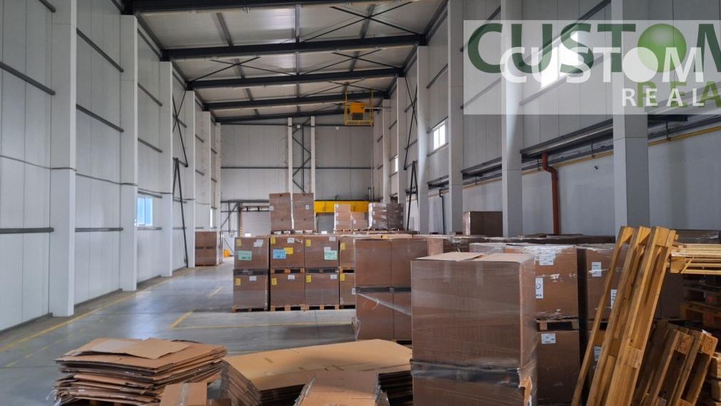 Prenajmeme skladový objekt v Žiline výmere 916 m2.