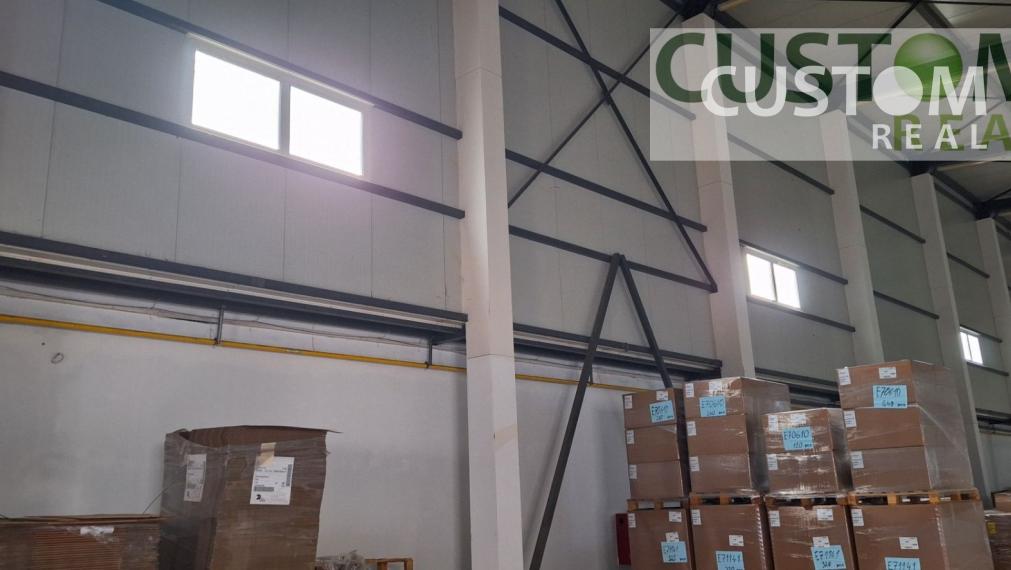 Prenajmeme skladový objekt v Žiline výmere 916 m2.