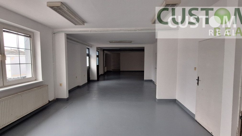 Prenajmeme sklad o výmere 488 m2 v Žiline.