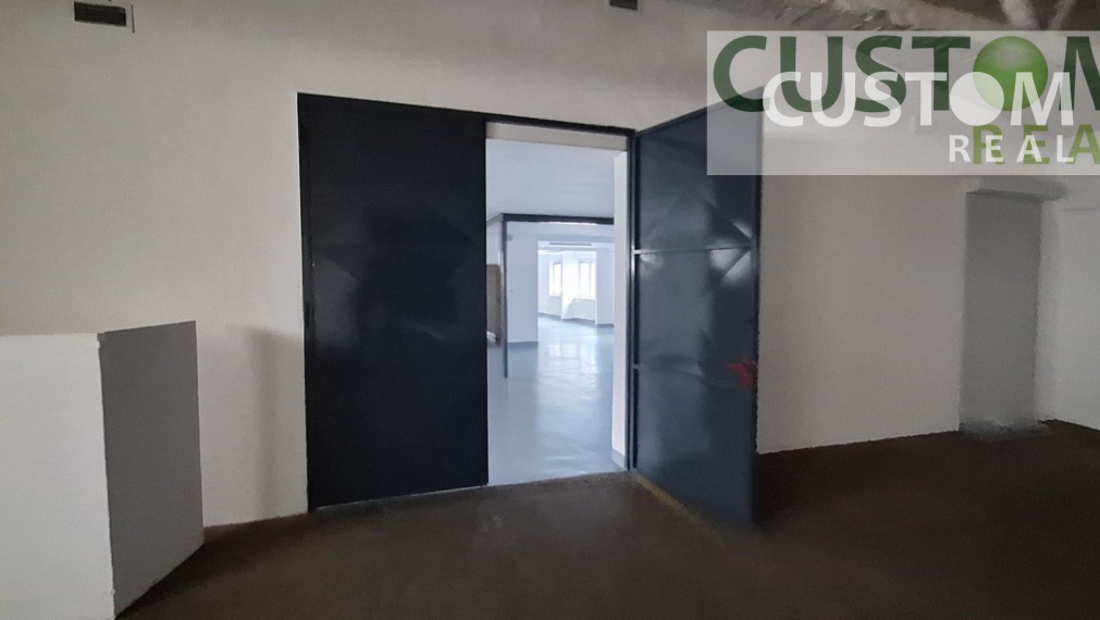 Prenajmeme sklad o výmere 488 m2 v Žiline.