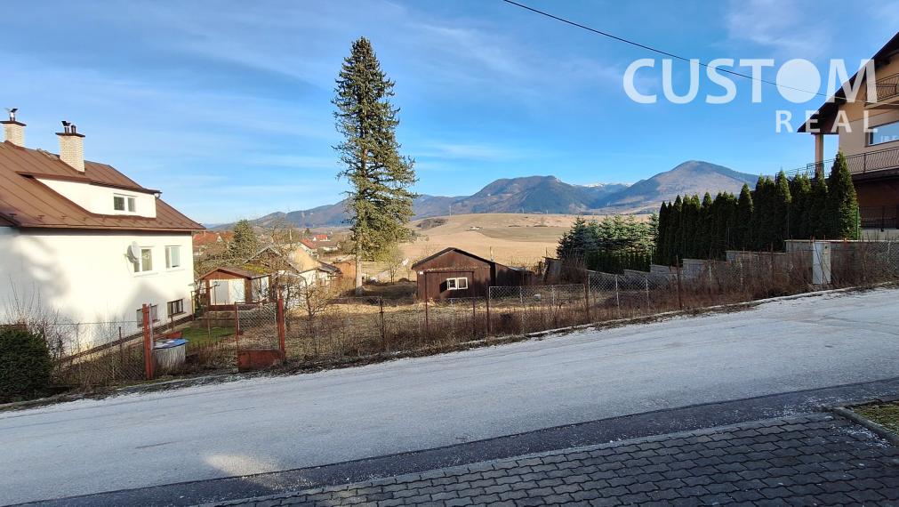 Predáme pozemok v Rajeckých Tepliciach o výmere 778 m2