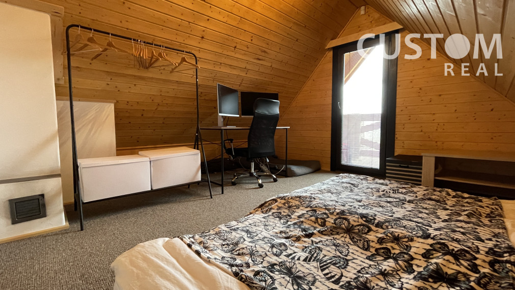 Krásna slnečná chata vo Veľkom Rovnom