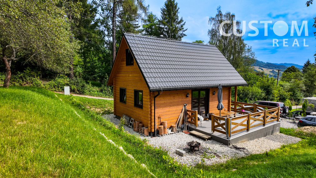 Krásna slnečná chata vo Veľkom Rovnom