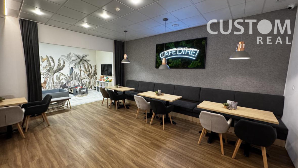 Na prenájom komerčný priestor s výkladom - Bulvár