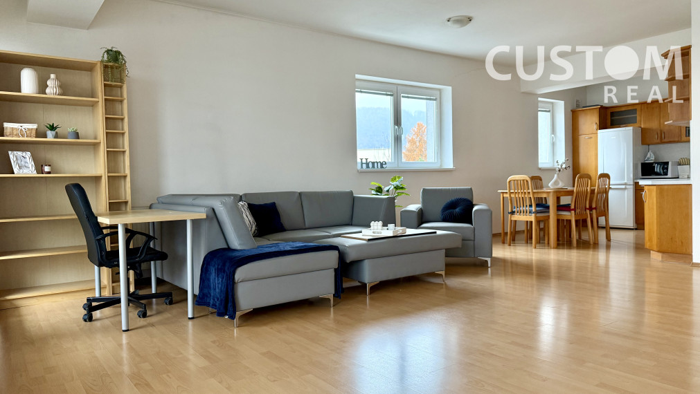 3 izbový tehlový byt s terasou v centre mesta