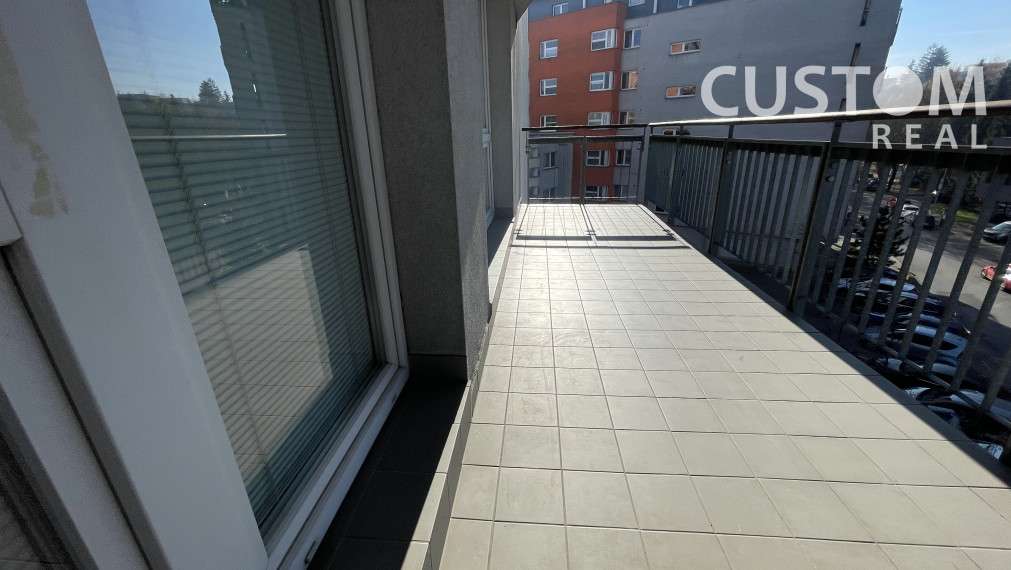 3 izbový tehlový byt s terasou v centre mesta