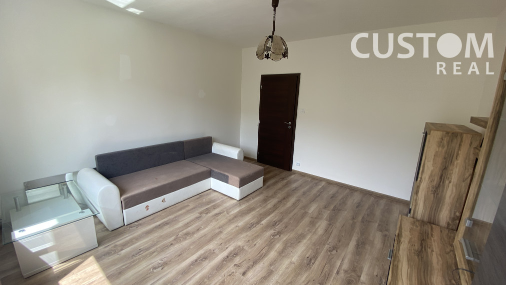 Svetlý 2 izbový byt s pekným výhľadom - Hájik