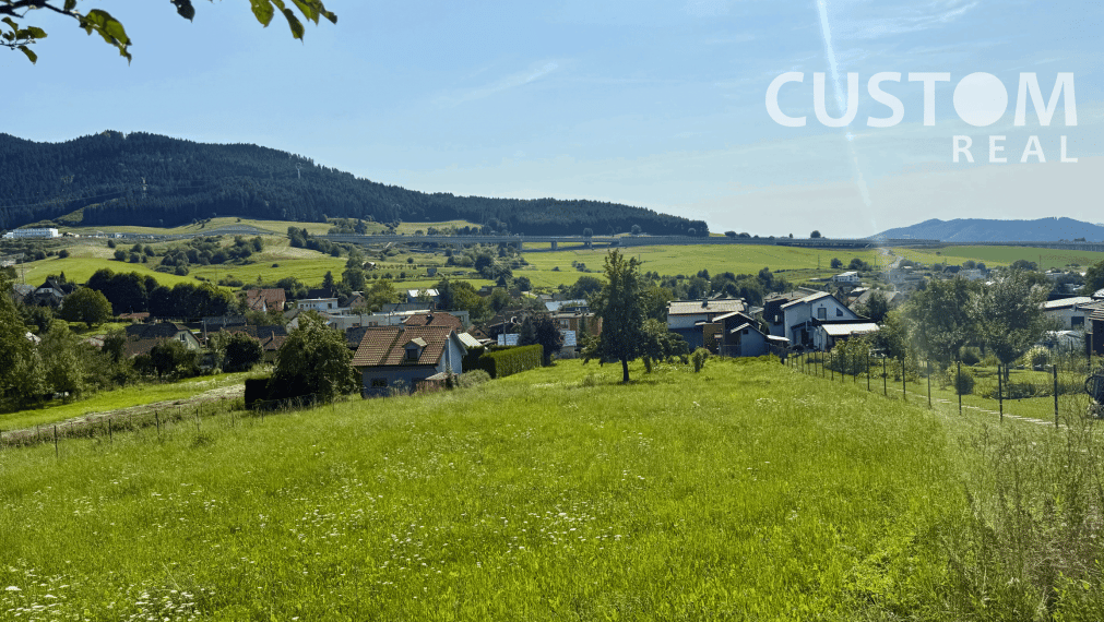 Slnečný stavebný pozemok v obci Višňové