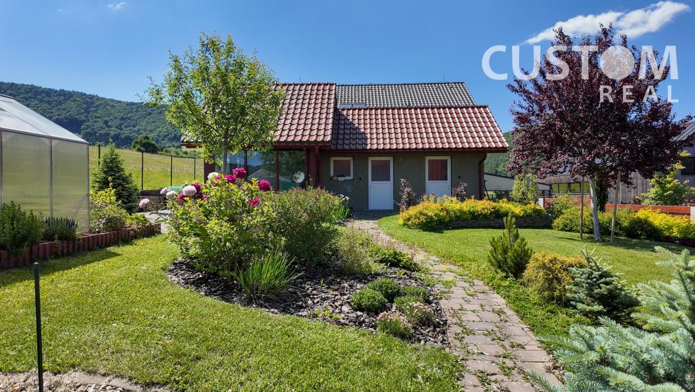 Pekný rodinný dom v obci Lietavská Svinná