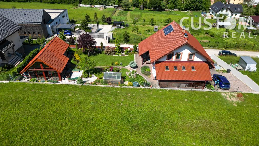 Pekný rodinný dom v obci Lietavská Svinná