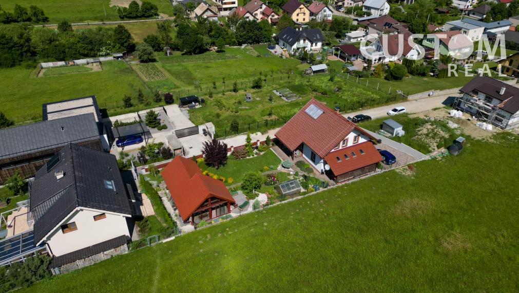 Pekný rodinný dom v obci Lietavská Svinná