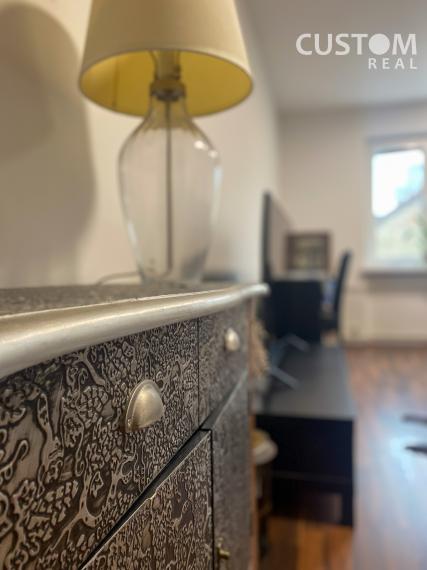 Veľký 2 izbový zrekonštruovaný byt s balkónom v centre