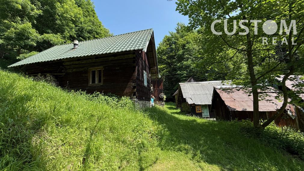 Drevenica uprostred prírody - Horná Mariková