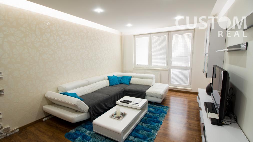 Veľký zrekonštruovaný 4 izbový byt Vlčince na prenájom