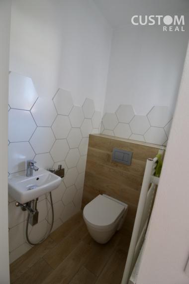 Štýlový veľký 3 - izbový byt po kompletnej rekonštrukcii v centre mesta