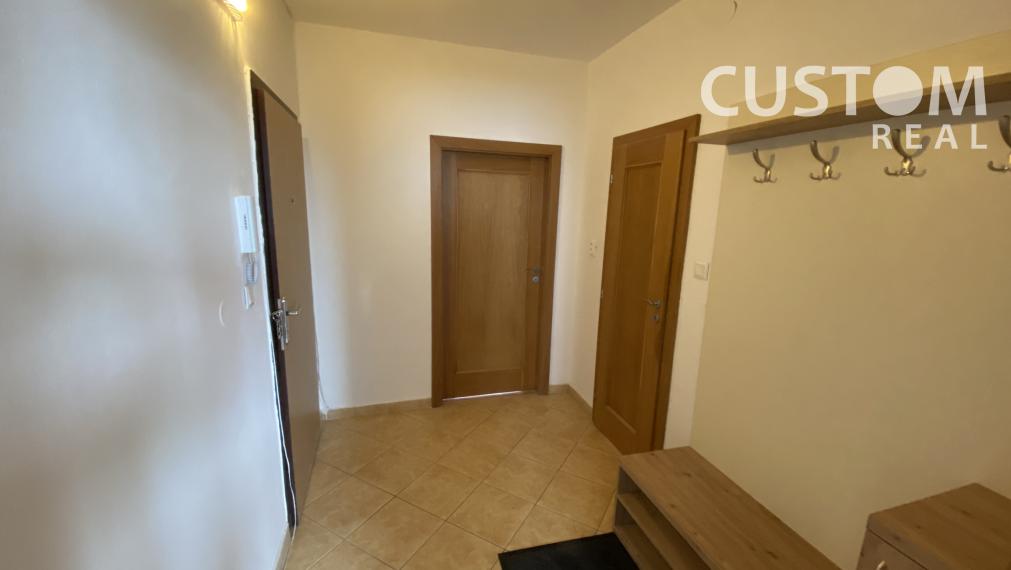 NA PRENÁJOM pekný 2 izbový byt s 2 balkónmi - Hájik