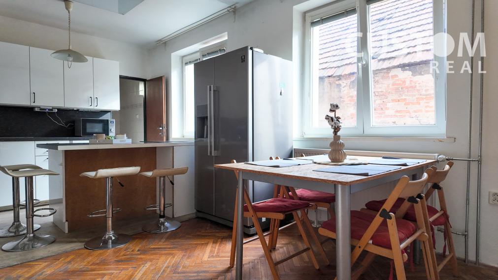 Veľkorysý rodinný dom v Žiline - mestská časť Budatín