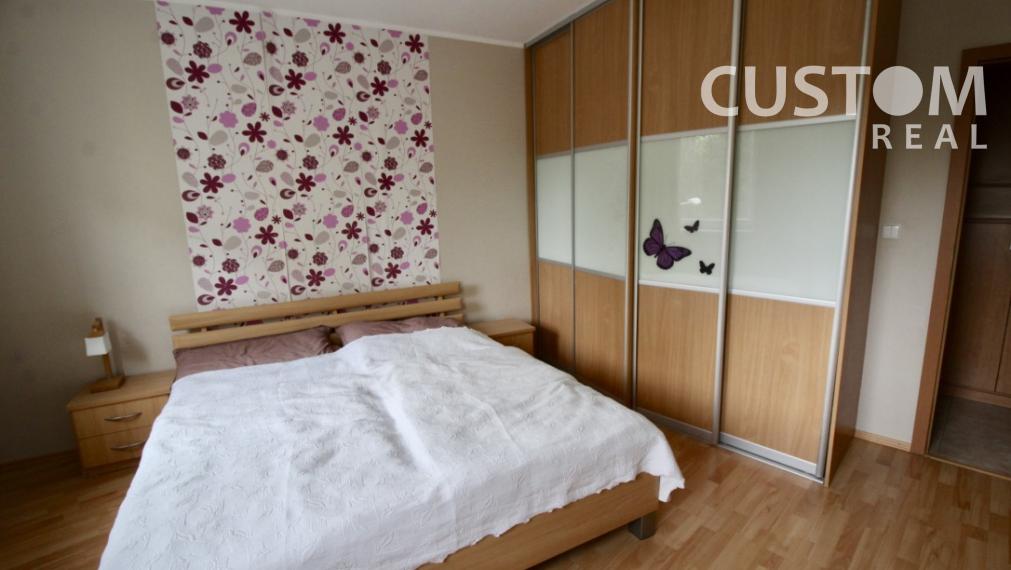 2 - izbový byt s terasou a garážovým  státím Vlčince II