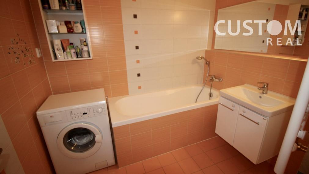 2 - izbový byt s terasou a garážovým  státím Vlčince II