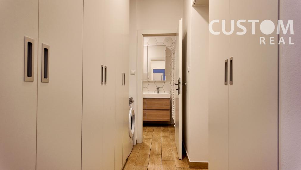 Štýlový veľký 3 - izbový byt po kompletnej rekonštrukcii v centre mesta