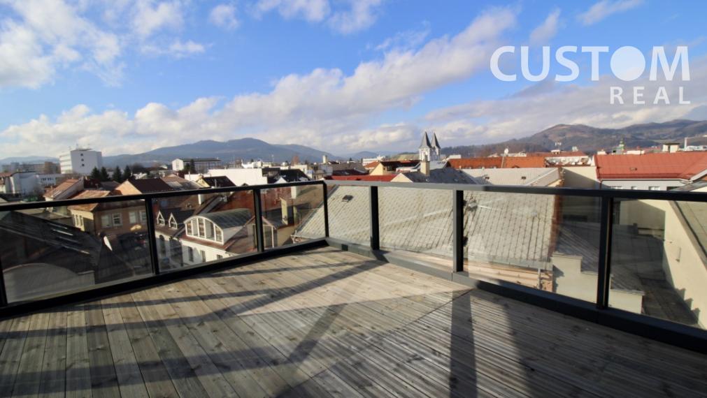 Luxusný kancelársky priestor s terasou v historickom centre