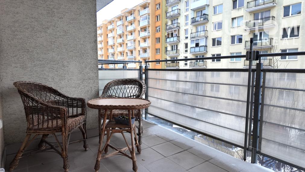 2 - izbový byt s terasou a garážovým  státím Vlčince II