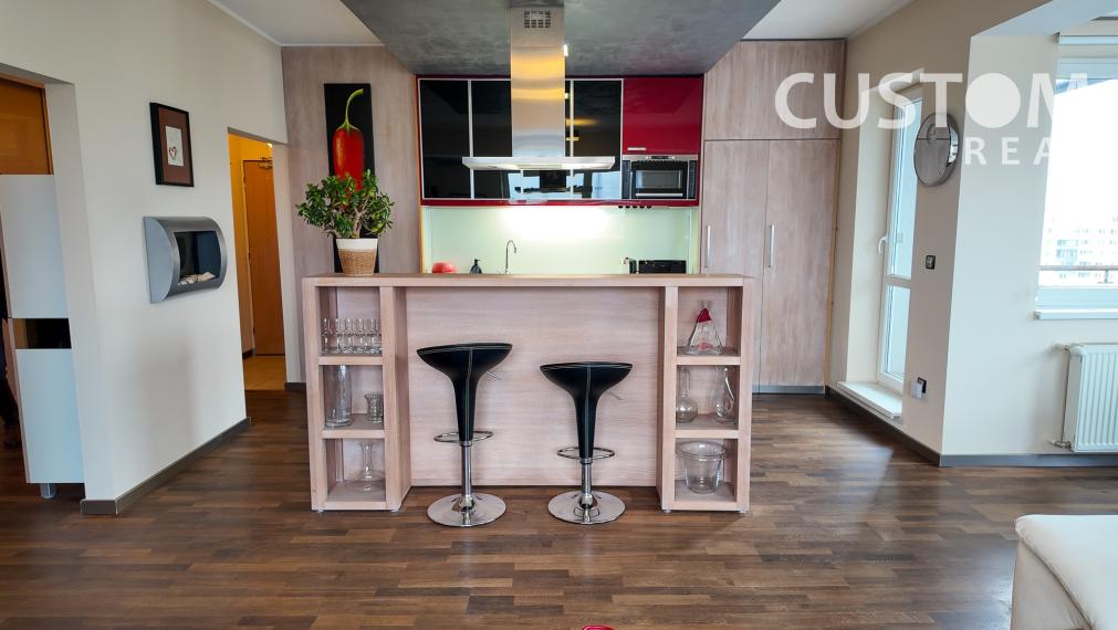 Veľký 3 - izbový byt s parkovaním v širšom centre