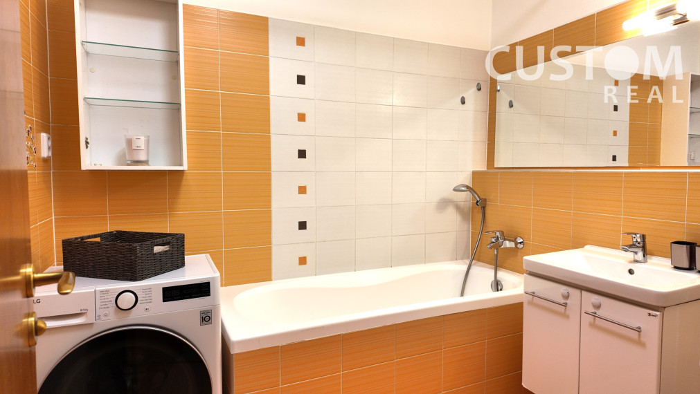 2 - izbový byt s terasou a garážovým  státím Vlčince II