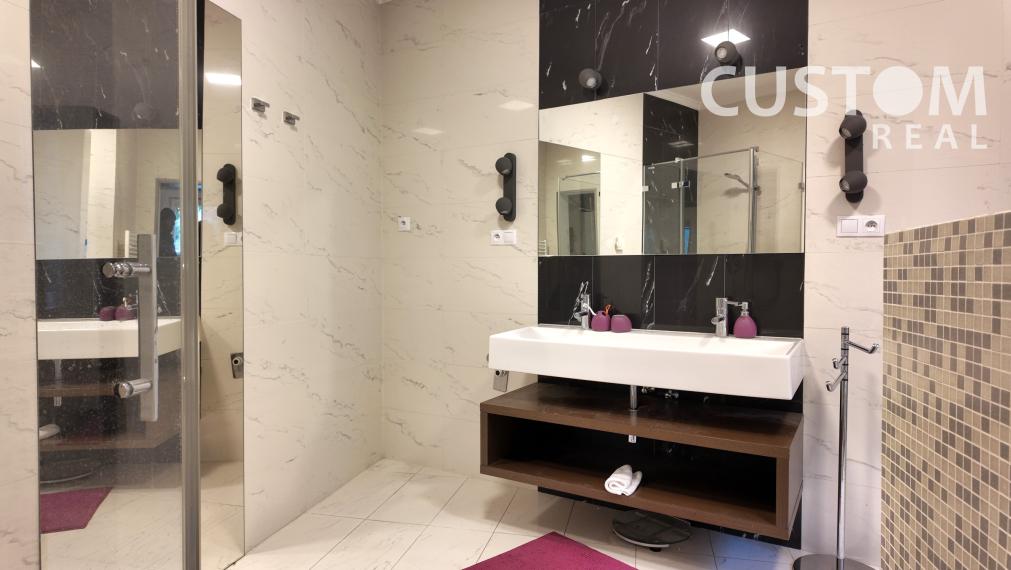 Nadštandartný  byt v  rodinnom dome širšie centrum