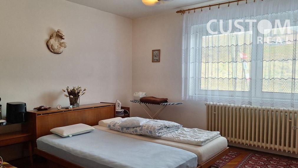 Predáme 3 izbový dom v  Žiline – Bytčici  s pozemkom 392 m2