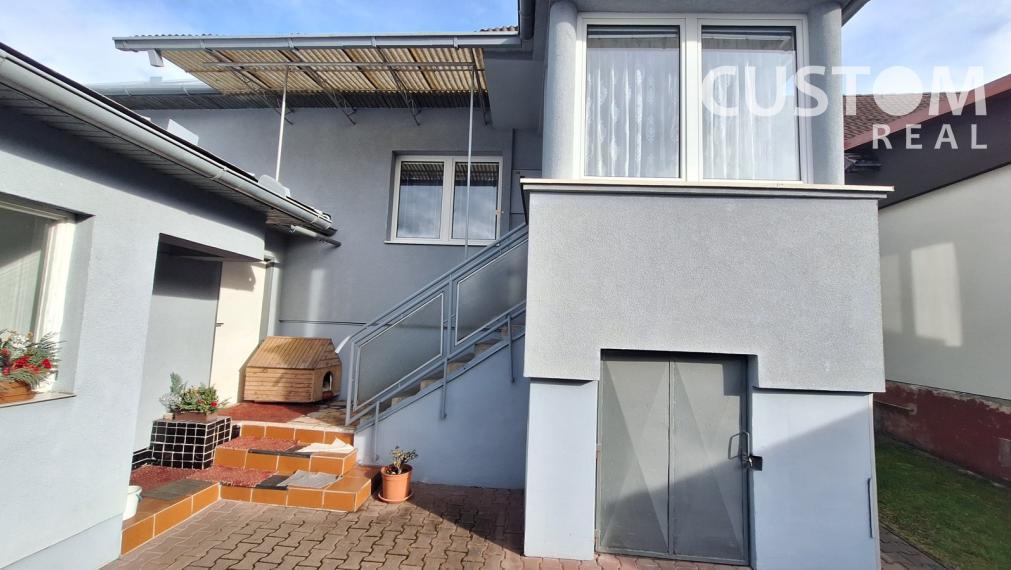 Predáme 3 izbový dom v  Žiline – Bytčici  s pozemkom 392 m2