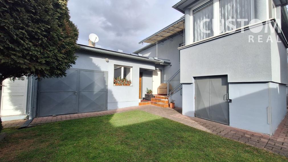 Predáme 3 izbový dom v  Žiline – Bytčici  s pozemkom 392 m2