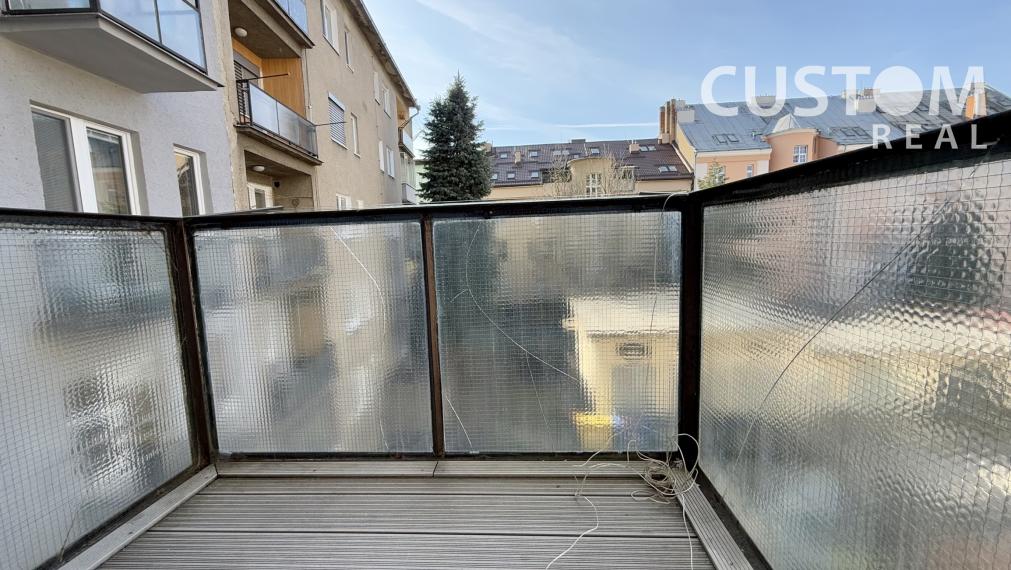 ✨ Moderné bývanie v centre mesta s dvomi balkónmi! ✨