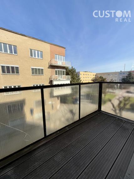 ✨ Moderné bývanie v centre mesta s dvomi balkónmi! ✨