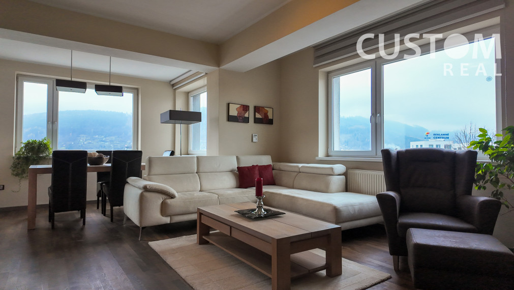 Veľký 3 - izbový byt s parkovaním v širšom centre