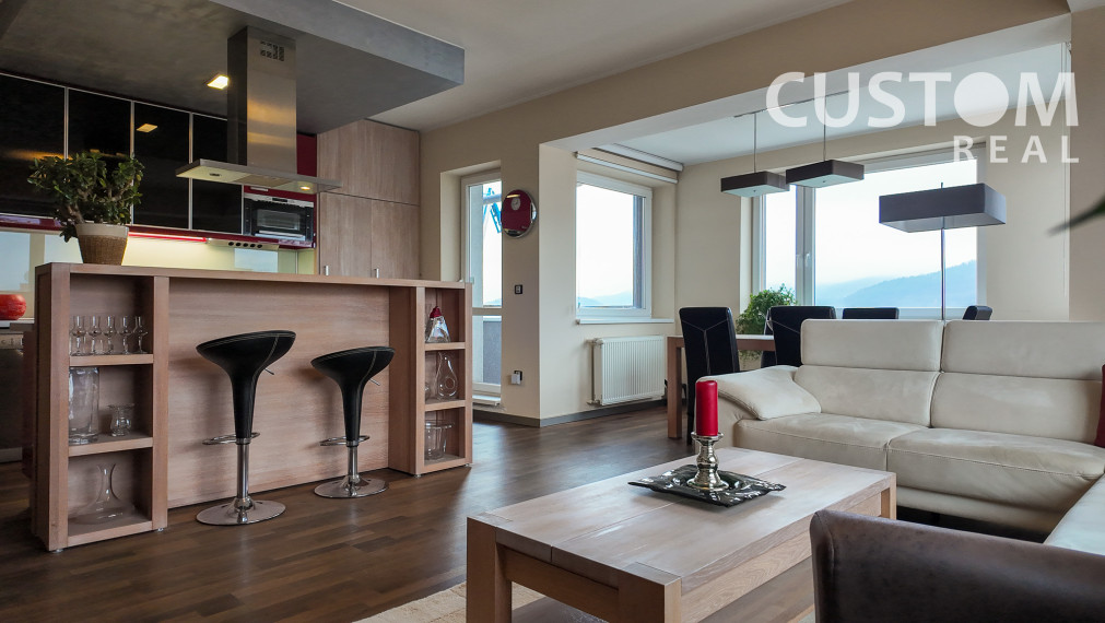 Veľký 3 - izbový byt s parkovaním v širšom centre