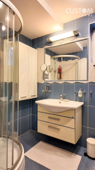 Veľký 3 - izbový byt s parkovaním v širšom centre