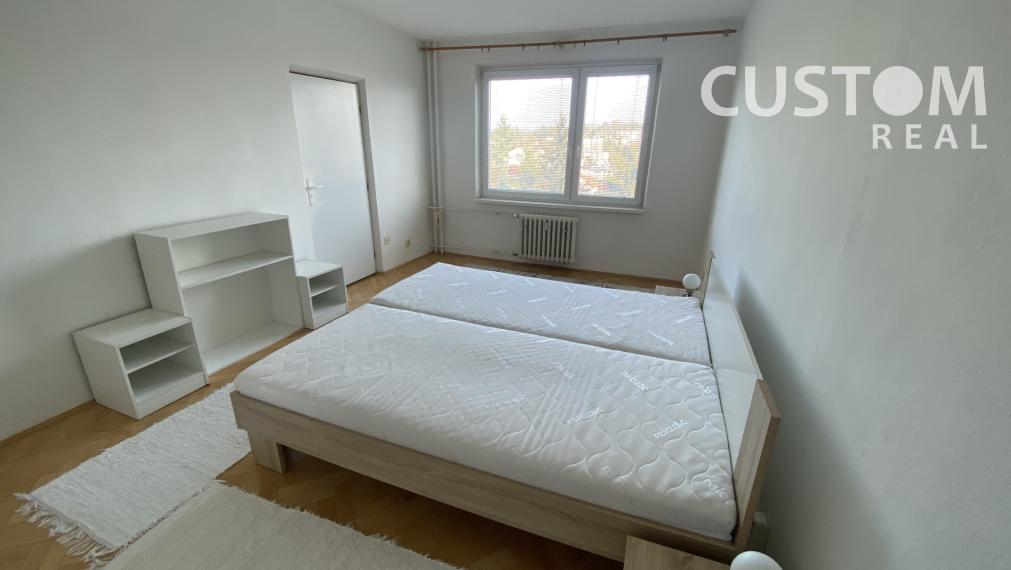 Slnečný zrekonštruovaný 2 izbový byt Hliny 6 na prenájom