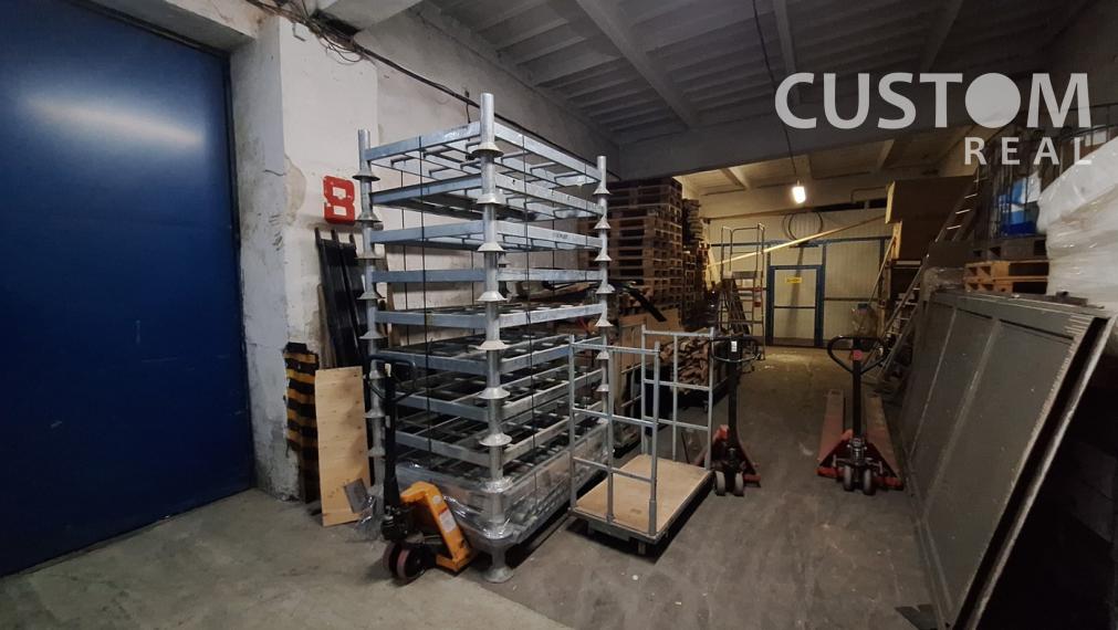 Prenajmeme skladovú halu o výmere 2008 m2 v obci Oščadnica.