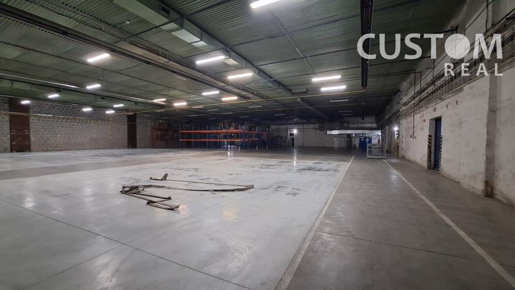Prenajmeme skladovú halu o výmere 2008 m2 v obci Oščadnica.