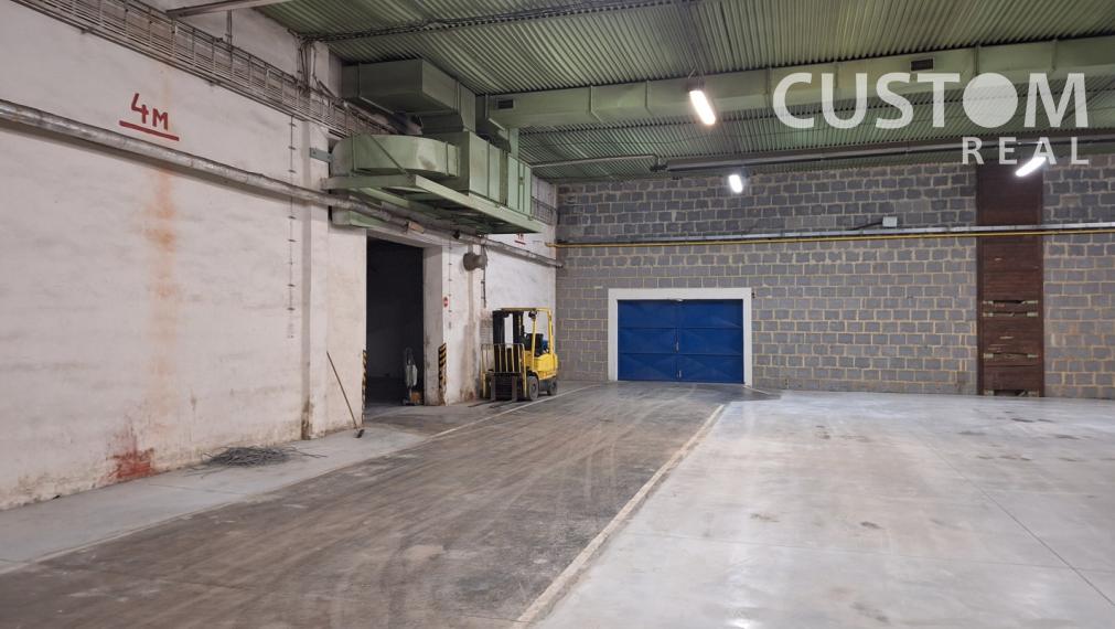 Prenajmeme skladovú halu o výmere 2008 m2 v obci Oščadnica.