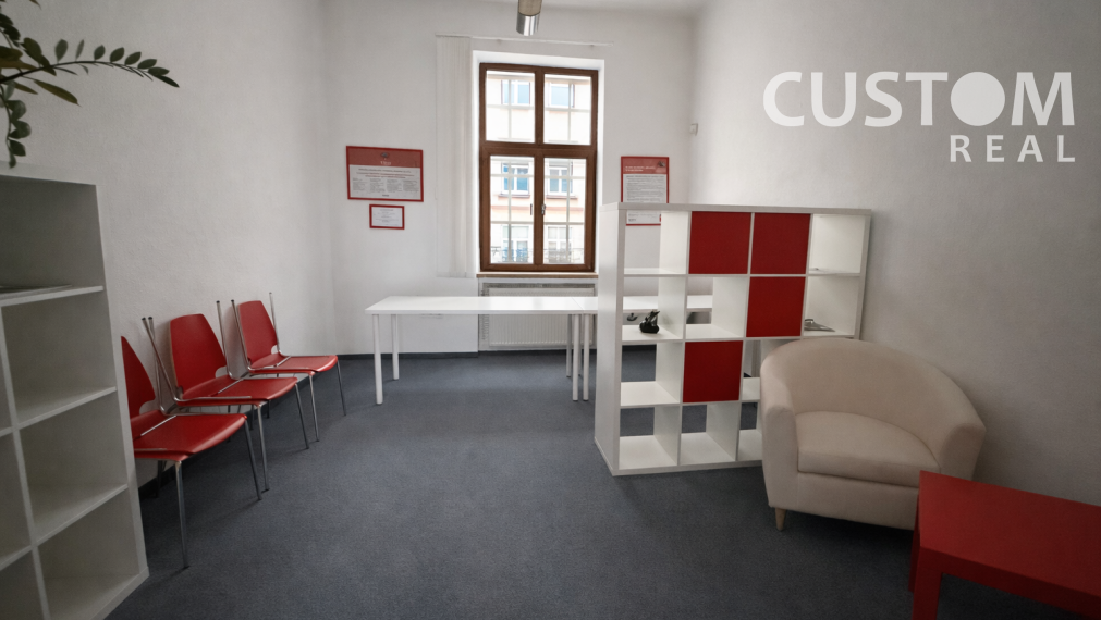 Na prenájom dvojkancelária v centre mesta