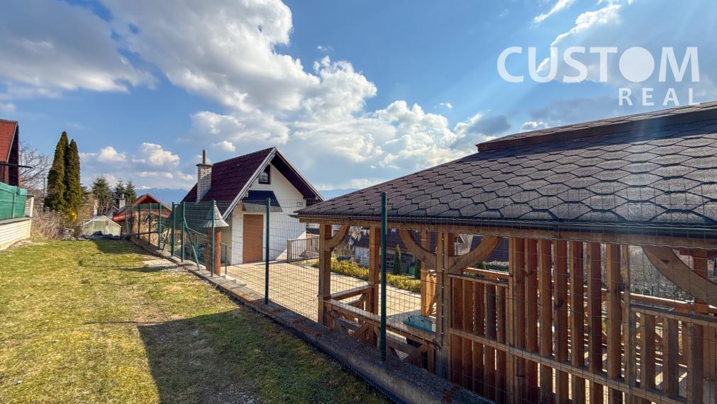 Záhradná chatka s altánkom a výhľadom, Žilina – Závodie