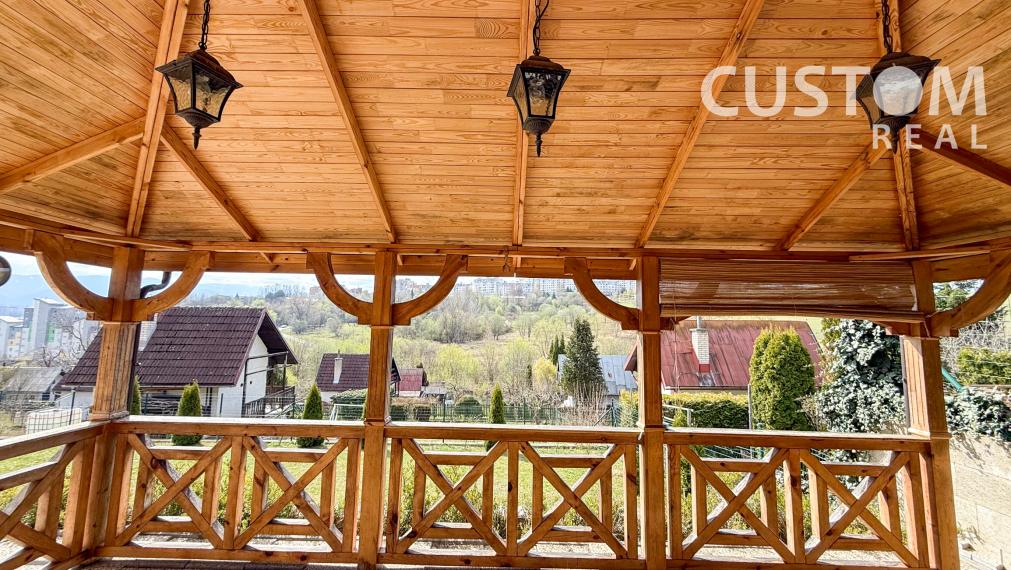 Záhradná chatka s altánkom a výhľadom, Žilina – Závodie